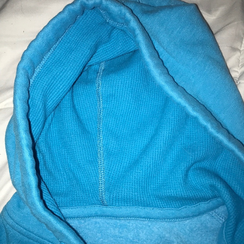 To big - Picture 4 of 4